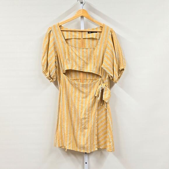 Zara Dresses & Skirts - Zara Yellow Stripe Dress